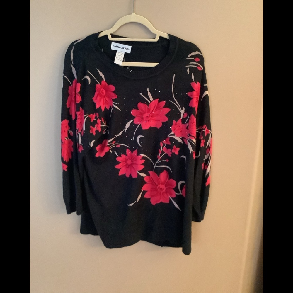 Cathy Daniels LS lightweight sweater.  Black with poinsettias and studs